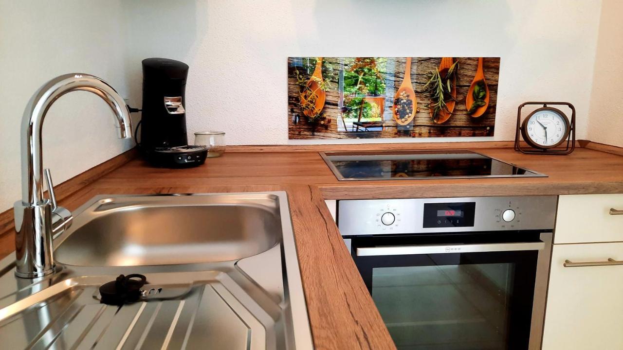 Ferienappartement Am Slevogtweg Leinsweiler Bagian luar foto